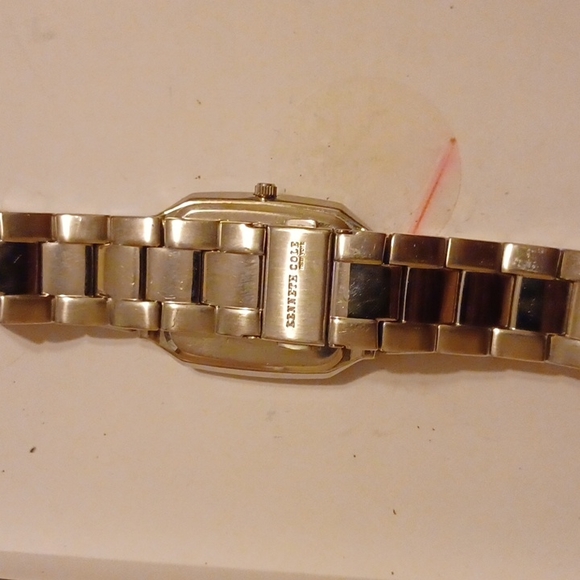 WOMAN'S KENNETH COLE NEW YORK WATCH - Picture 4 of 8